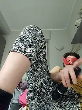 Snapshot of Vagabondainnamorata chatting on 03-06-26, 07:54 Vagabondainnamorata online show from 03-06-26, 07:54