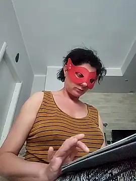 Vagabondainnamorata online show from 05-08-26, 04:34