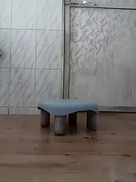 surabhi09 online show from 10-31-25, 07:53