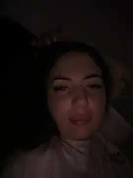 Snapshot of BellaaNoir chatting on 04-17-26, 06:44 BellaaNoir online show from 04-17-26, 06:44