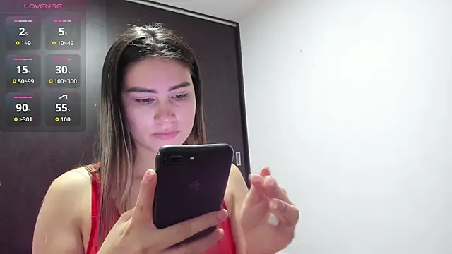 Snapshot of Hannah_Baileyy chatting on 03-03-26, 10:48 Hannah Baileyy online show from 03-03-26, 10:48