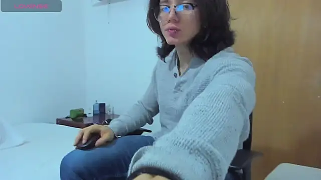 Snapshot of AngelBennet_ chatting on 02-03-25, 02:58 AngelBennet online show from 02-03-25, 02:58