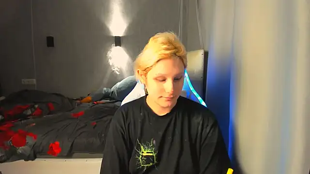 Kleo Godde online show from 10-22-25, 11:04