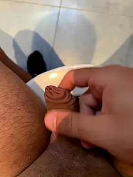 TuPapasitoo69 online show from 11-01-25, 04:09