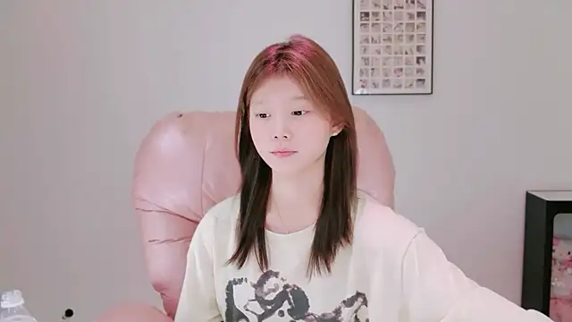 yangyang-1115 online show from 05-27-26, 11:07