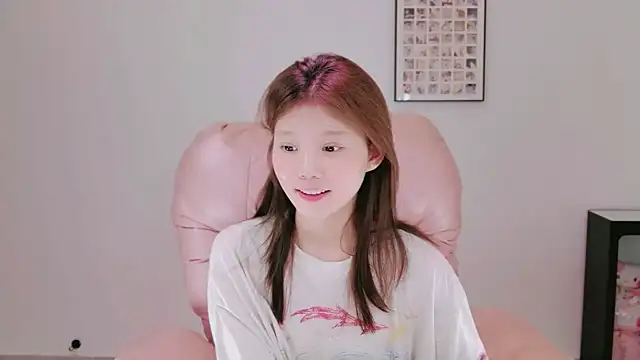yangyang-1115 online show from 06-28-26, 11:16