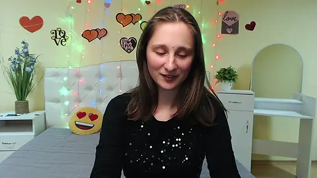 MichelLeee online show from 03-05-25, 03:18