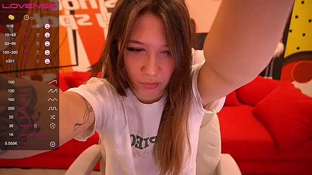 DreamyLinaa online show from 12-27-24, 07:51