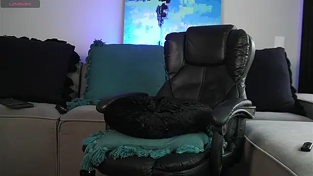 Snapshot of DimitriSullivan_ chatting on 01-03-25, 01:25 DimitriSullivan online show from 01-03-25, 01:25