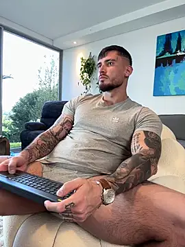 DimitriSullivan  online show from 10-05-25, 09:45