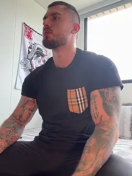 DimitriSullivan  online show from 05-06-26, 02:33