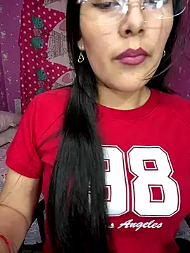 Velyn 18 online show from 12-03-25, 06:50