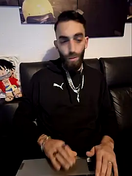 Snapshot of DaWoD030 chatting on 12-30-24, 08:36 DaWoD030 online show from 12-30-24, 08:36