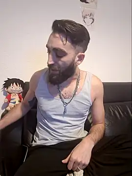 Snapshot of DaWoD030 chatting on 02-19-25, 06:10 DaWoD030 online show from 02-19-25, 06:10