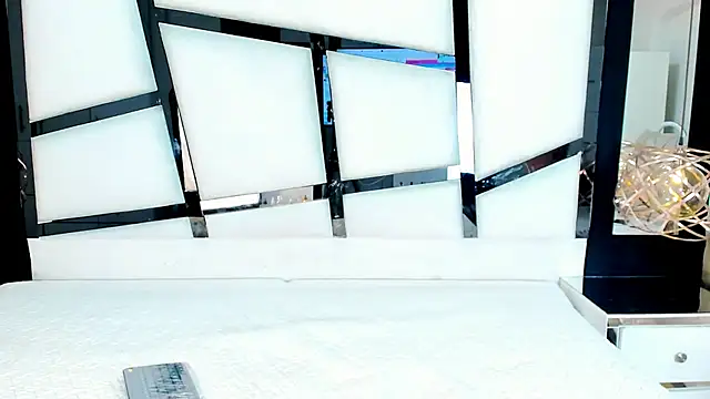 Snapshot of AriannaRussell_ chatting on 03-09-26, 02:21 AriannaRussell online show from 03-09-26, 02:21