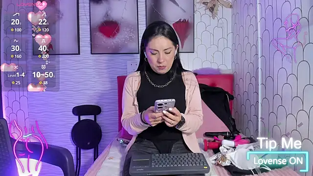 Ella Rousse online show from 02-14-25, 12:25