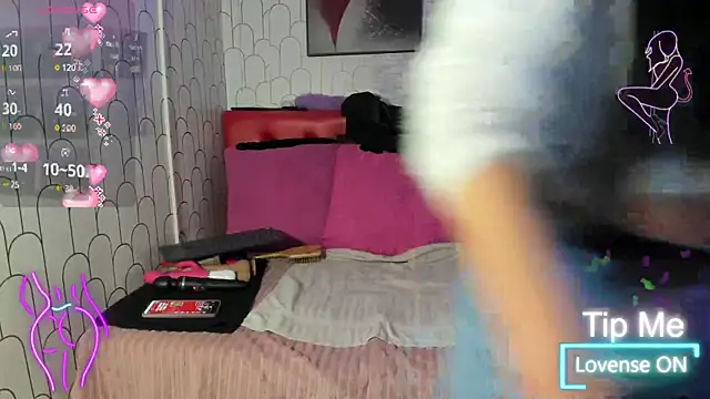 Ella Rousse online show from 02-28-25, 11:47