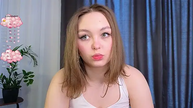 GwendolynFinch online show from 03-12-25, 07:13