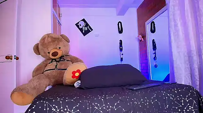 Snapshot of xl_dakotadom chatting on 01-11-25, 08:43 xl dakotadom online show from 01-11-25, 08:43