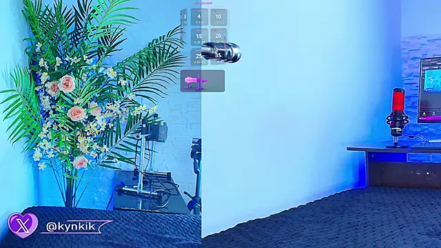 Kinky  Karo online show from 11-16-25, 01:33