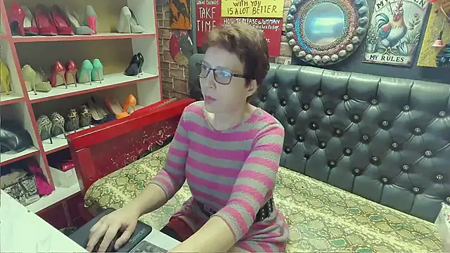 Lily4yourfun online show from 04-30-26, 06:42