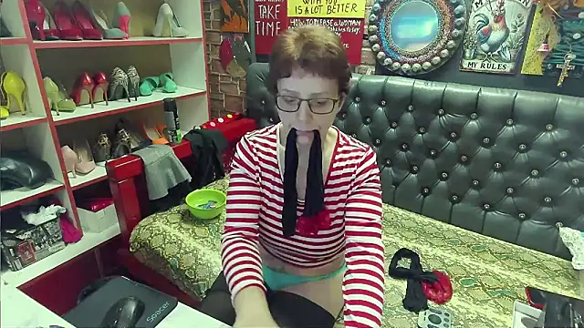 Lily4yourfun online show from 05-12-26, 05:15