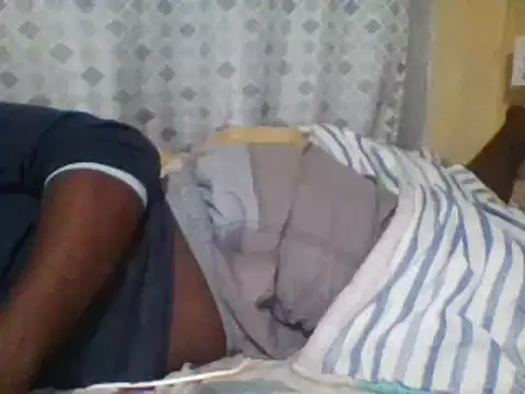 Snapshot of seductivescamp chatting on 02-11-25, 03:40 seductivescamp online show from 02-11-25, 03:40