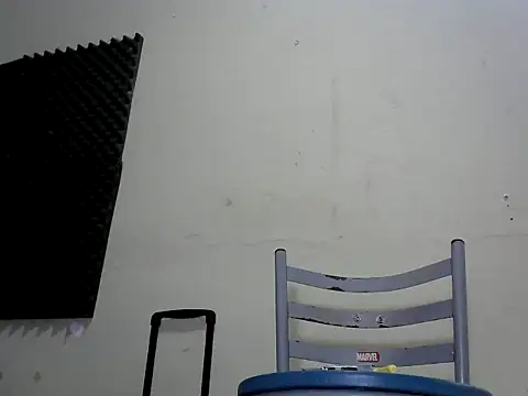 Snapshot of luanadoprive chatting on 06-15-26, 05:37 luanadoprive online show from 06-15-26, 05:37