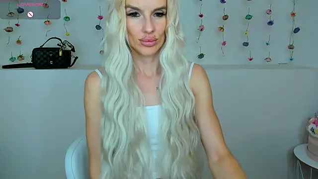 Lana kitty   online show from 09-22-25, 10:12