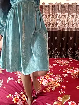 Cute-Bhavya online show from 09-26-25, 03:54