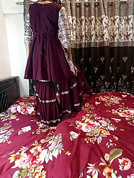 Cute-Bhavya online show from 10-10-25, 11:09