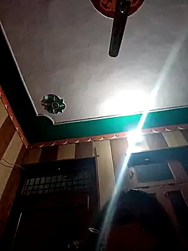 Snapshot of Scheme_SS chatting on 03-08-25, 03:35 Scheme SS online show from 03-08-25, 03:35