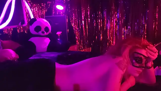 Snapshot of anonymouszN chatting on 01-02-25, 10:55 anonymouszN online show from 01-02-25, 10:55