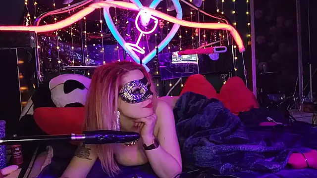 Snapshot of anonymouszN chatting on 03-12-25, 10:39 anonymouszN online show from 03-12-25, 10:39