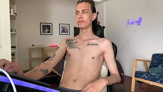 Den BlueXx online show from 01-20-25, 02:36