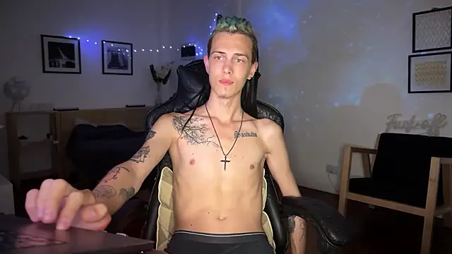 Den BlueXx online show from 12-23-25, 12:52