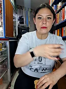 nidia2026 online show from 06-20-26, 01:25
