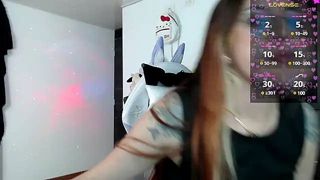 SarahXRusso online show from 12-14-24, 06:56