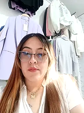 SarahXRusso online show from 01-28-25, 09:29