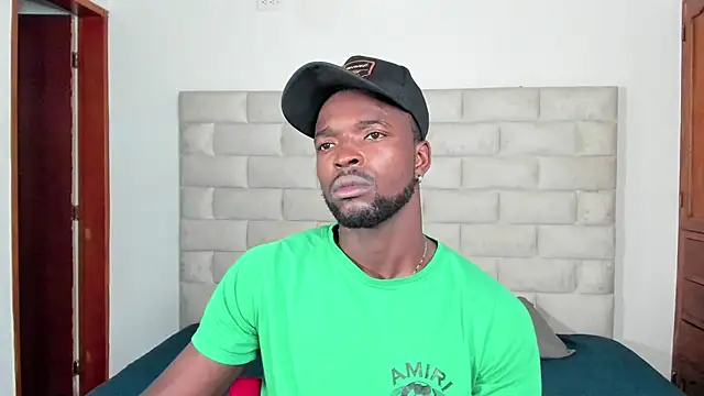 Dylan Taylor online show from 11-18-25, 12:20