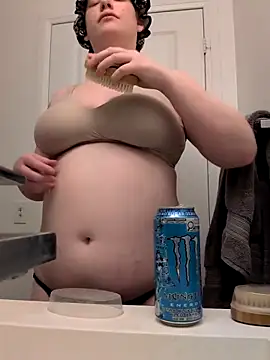 Twitchtheclownn online show from 02-23-26, 07:55