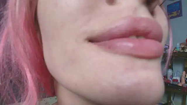 Snapshot of sweed_angel chatting on 03-07-26, 05:48 sweed angel online show from 03-07-26, 05:48