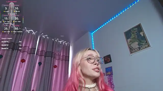 Snapshot of sweed_angel chatting on 03-15-26, 05:46 sweed angel online show from 03-15-26, 05:46