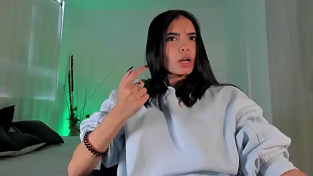 AnabelWolf online show from 01-27-25, 07:13