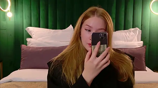 MichelleReid online show from 10-01-25, 03:12