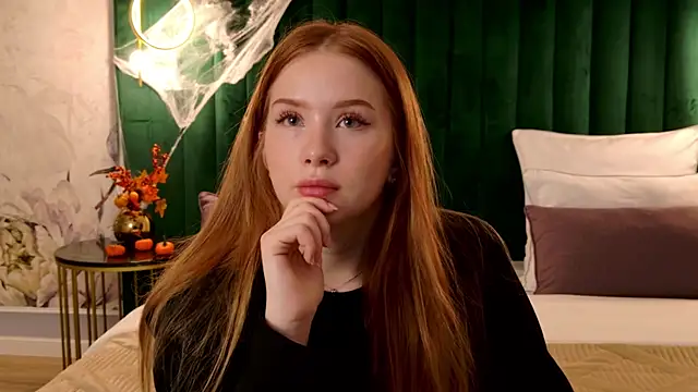 MichelleReid online show from 10-22-25, 03:07