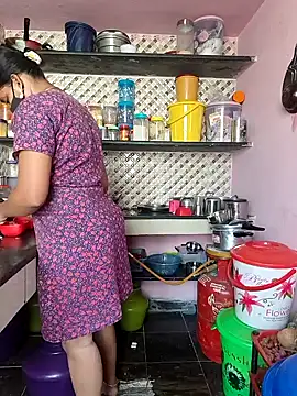 Tamil Shalini Lustyy online show from 10-12-25, 06:34