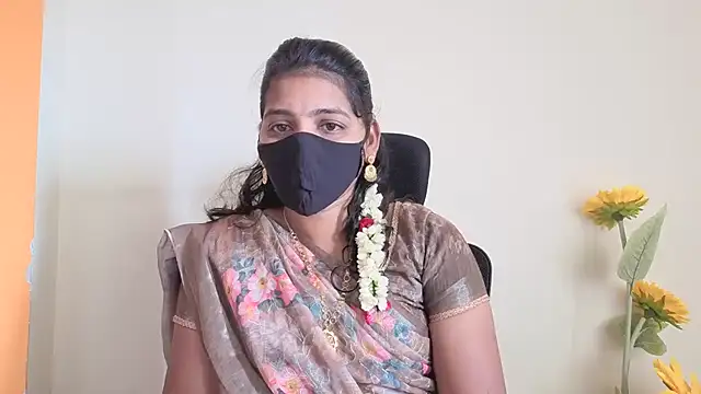 Snapshot of Tamil_Shalini_Lustyy chatting on 03-18-26, 04:48 Tamil Shalini Lustyy online show from 03-18-26, 04:48