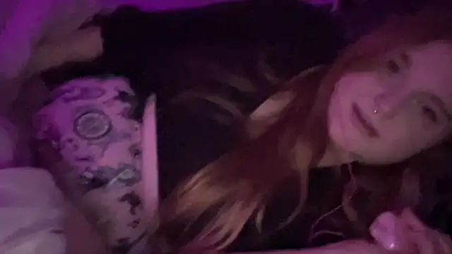 Snapshot of thickgingergoddess chatting on 12-12-24, 06:25 thickgingergoddess online show from 12-12-24, 06:25
