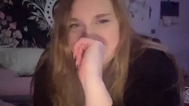 Snapshot of thickgingergoddess chatting on 01-23-25, 02:55 thickgingergoddess online show from 01-23-25, 02:55